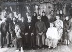 Отец Димитрий с прихожанами